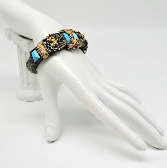 Alexis Bittar Turquoise Glass and Swarovski Crystal Mixed Metal Ormolu Cuff - Picture 4 of 13